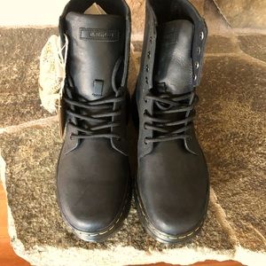 NWT Dr. Marten’s womens size 9 boots
